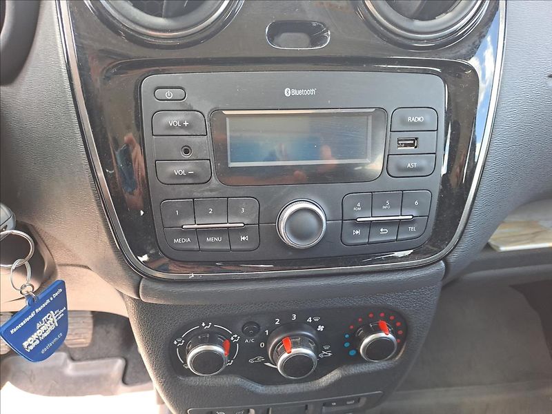 Dacia Lodgy 1,5 DCI 7 MÍST 1.MAJITEL - fotka 14 z 16