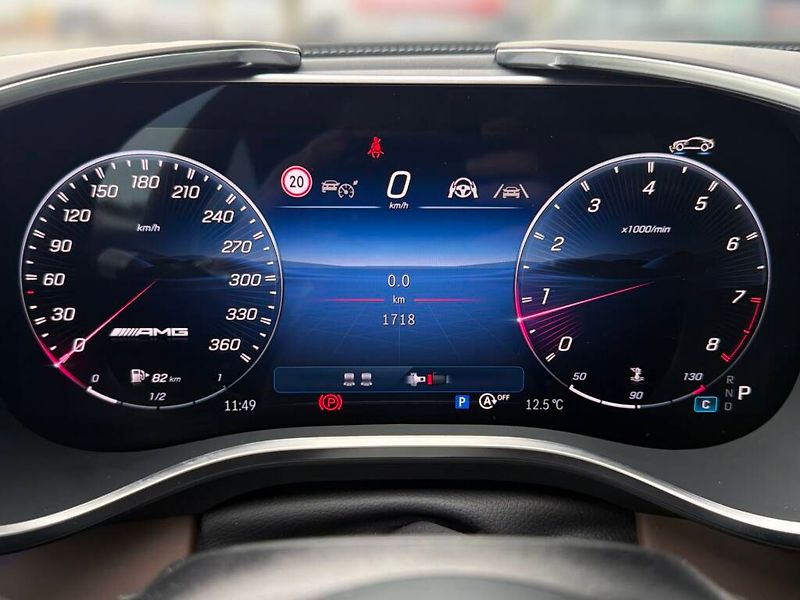 Mercedes-Benz AMG GT (2025) AMG 63 4MATIC+ Kupé MANUFAKTUR - fotka 15 z 29