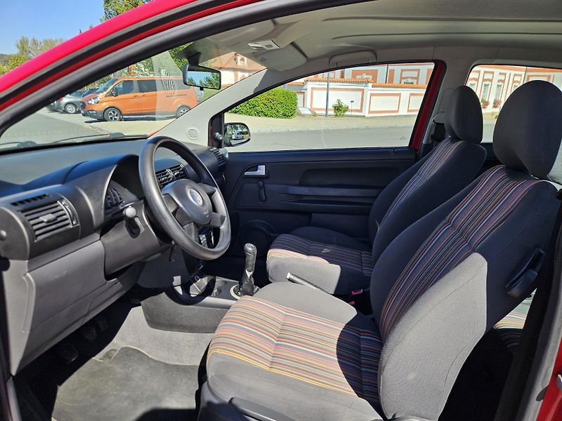 Volkswagen Fox (2006) 1.2, MOŽNÉ SPLÁTKY  - fotka 10 z 18