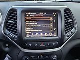 Jeep Cherokee 147kW 4x4 LIMITED KŮŽE NAV - náhled 39