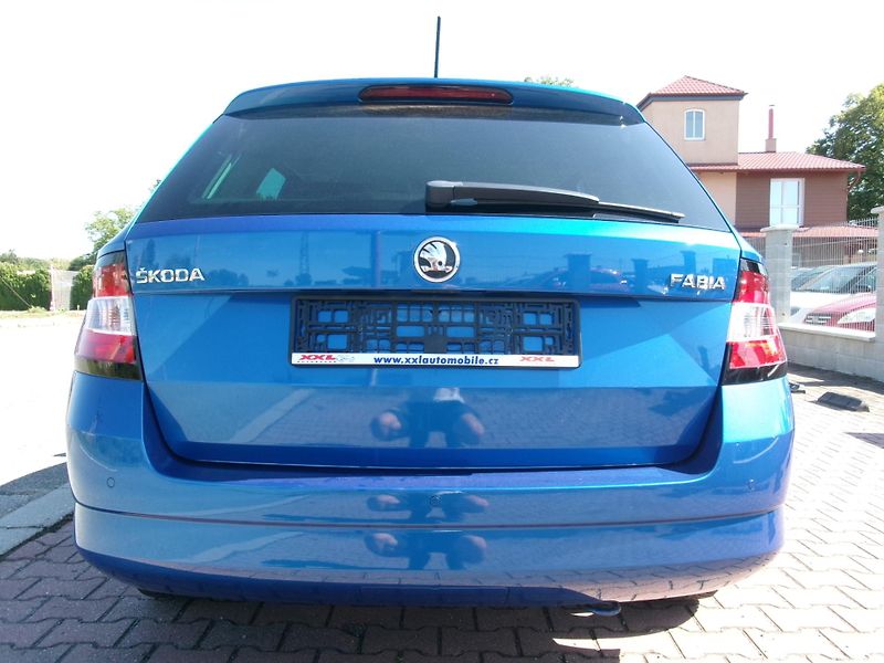 Škoda Fabia 1,2 TSI AUTOKLIMA TAŽ NAVI - fotka 5 z 29