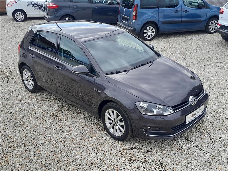 Volkswagen Golf VII 1,2 TSI 81kW LOUNGE - fotka 1 z 60