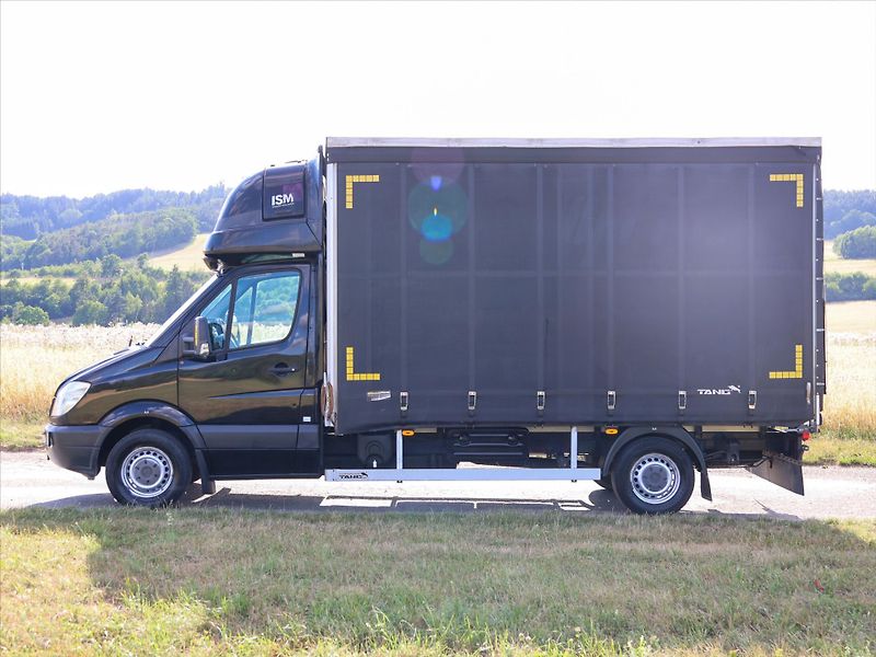 Mercedes-Benz Sprinter 2,1 316 CDI Spací vest. Placht - fotka 4 z 24