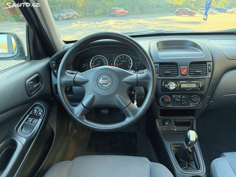 Nissan Almera (2005) 1.5i, 72kw Nová STK - fotka 14 z 16