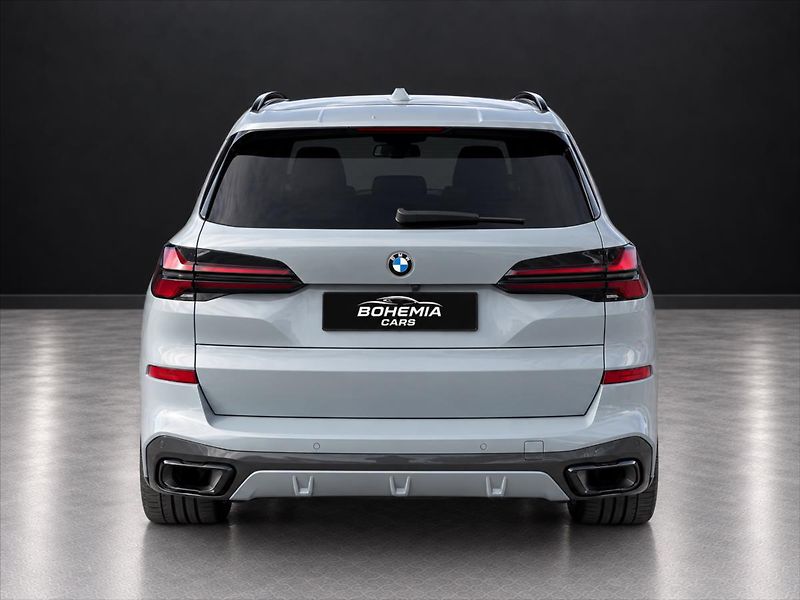BMW X5 3,0 280 Kw 40i xDrive Mpaket - fotka 6 z 14