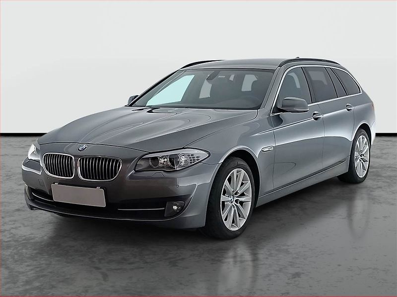 BMW Řada 5 (2012) 525d xDrive, 4X4, Automat - fotka 2 z 21