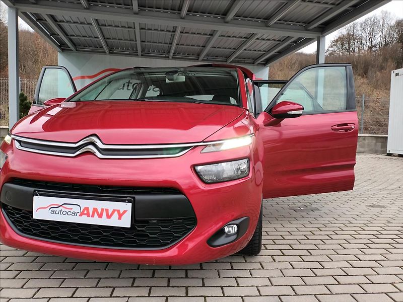 Citroën C4 Picasso 1,2 -81KW,DIGIKLIMA,KOLA - fotka 39 z 46