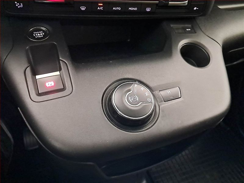 Citroën Berlingo (2020) Maxi Feel 1.5 BlueHDi, 5Míst - fotka 13 z 19