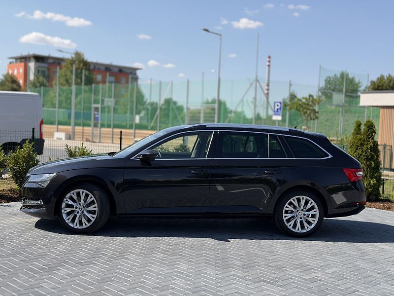 Škoda Superb (2022) 2.0 TDi 110 kw/STYLE/DPH - fotka 2 z 21