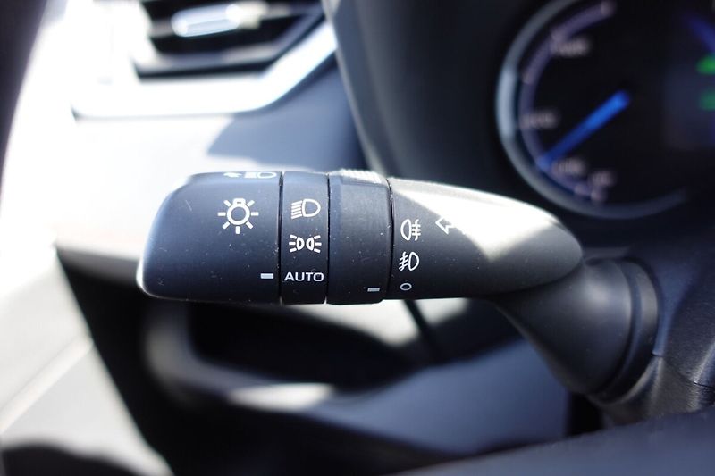 Toyota RAV4 2,5 PHEV Plug-in Selection VIP - fotka 30 z 38