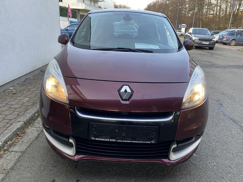 Renault Scénic (2013) 1.5 dci Expression pěkný - fotka 2 z 23