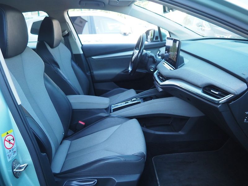 Škoda Enyaq (2021) 60 (132 kW) Suite SOH 87% - fotka 17 z 36