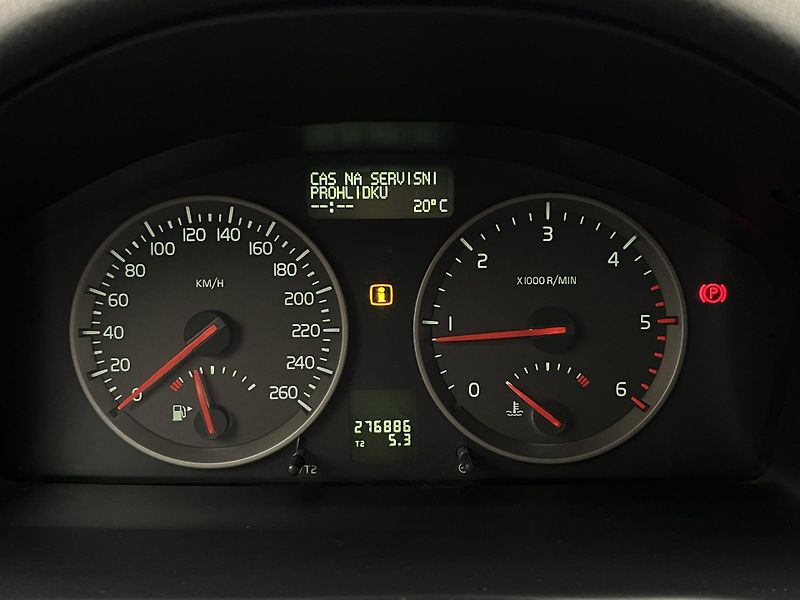 Volvo V50 1.6D SENZORY - fotka 22 z 36