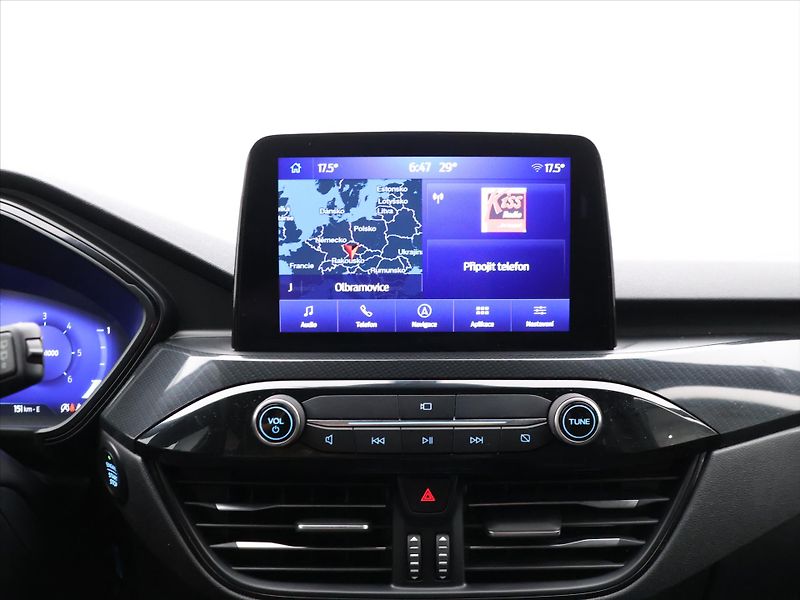 Ford Kuga 2,0 TDCi 140kW AWD ST Line X - fotka 22 z 35