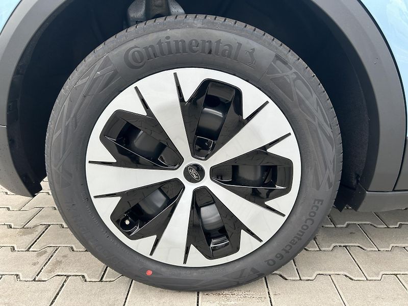 Ford Explorer 52 kWh dojezd (125 kW/170 k) - fotka 4 z 34