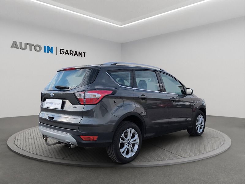 Ford Kuga (2019) 2.0 TDCi 110kW, 4x4, ČR, 1. Ma - fotka 5 z 25