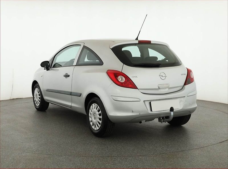 Opel Corsa (2007) 1.0, Tažné, rezervace - fotka 4 z 12