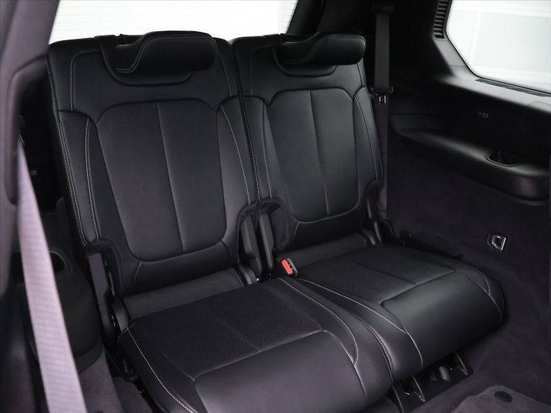 Jeep Grand Cherokee 3,6 L 216kW OverLand Long DPH - fotka 16 z 42