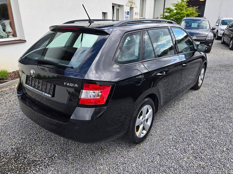 Škoda Fabia (2016) 1.2 TSI Serviska - fotka 4 z 31