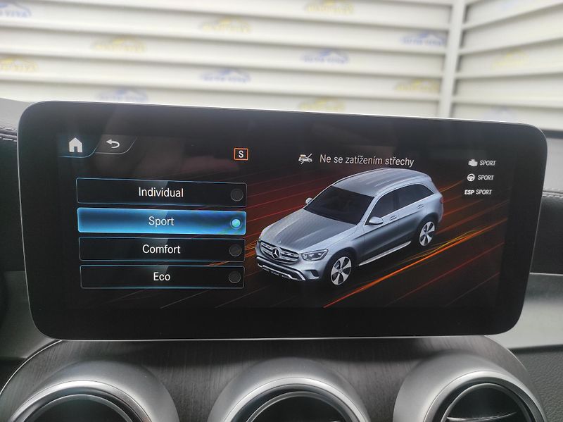Mercedes-Benz GLC 220D  4matic - fotka 20 z 50