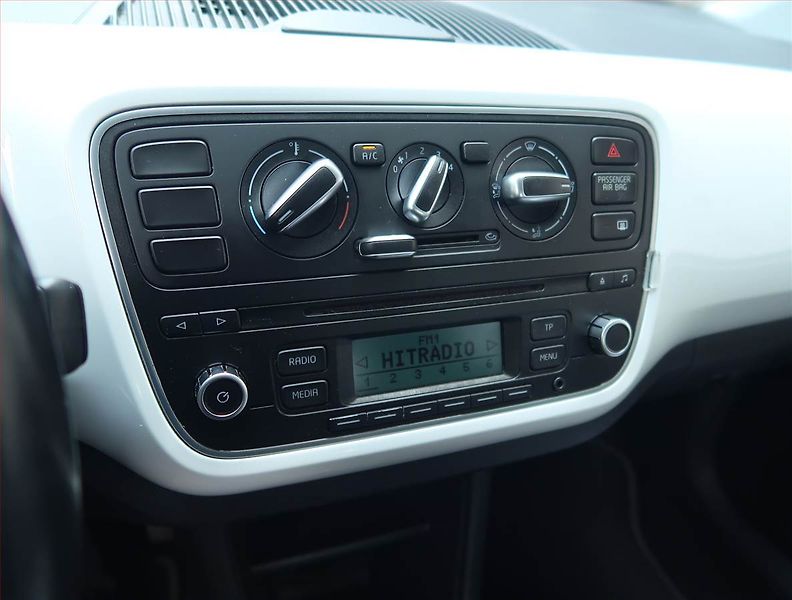 Škoda Citigo (2016) 1.0 MPI - fotka 12 z 17