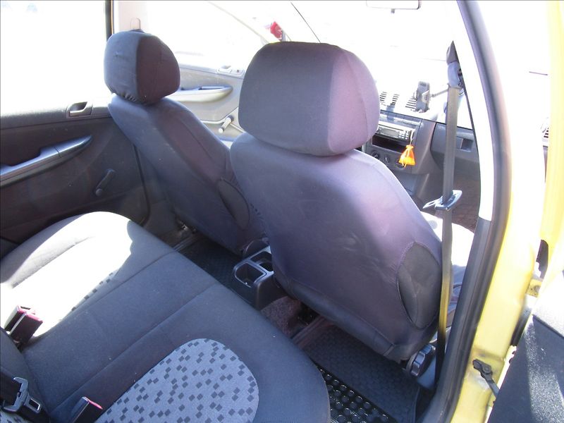 Škoda Fabia 1.2HTP - fotka 20 z 37