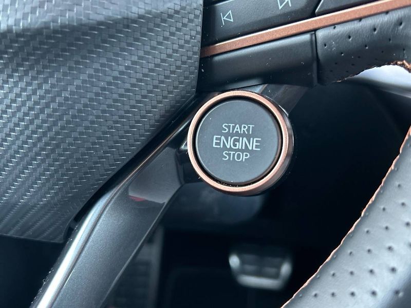 Cupra Formentor (2025) 1.5 eTSI 7DSG - fotka 8 z 35