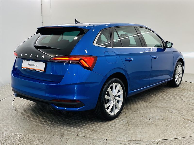 Škoda Scala 1,0 TSI 85kW Selection - fotka 2 z 25