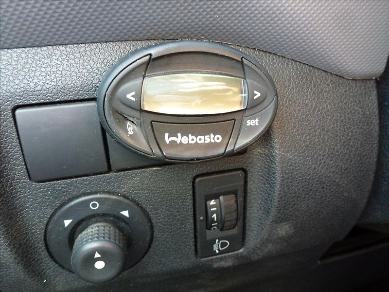 Peugeot Partner 1,6 HDI LONG L2H1 WEBASTO 3mís - fotka 31 z 44