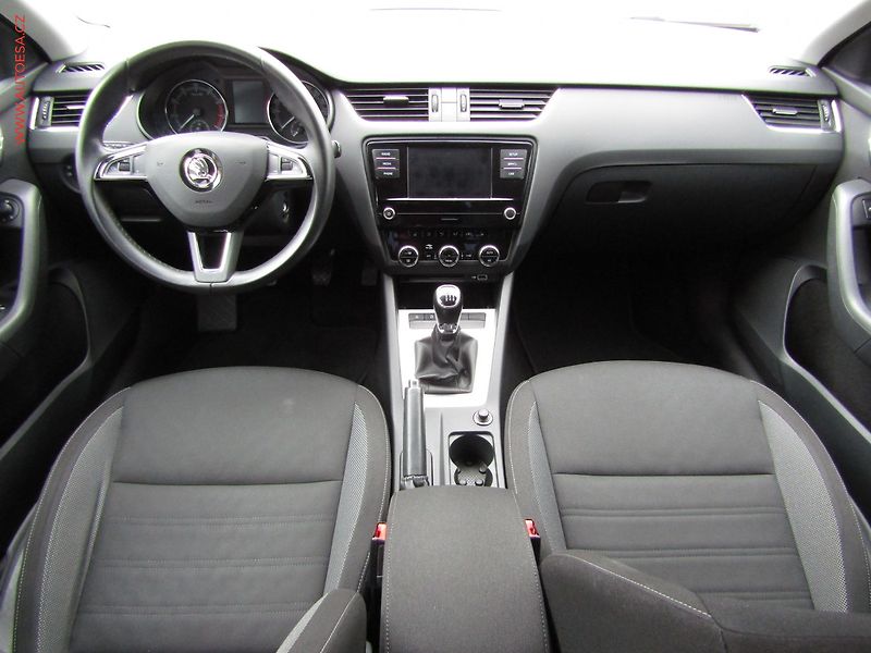 Škoda Octavia (2018) 1.0TSi, ČR, Ambition Fresh - fotka 8 z 19