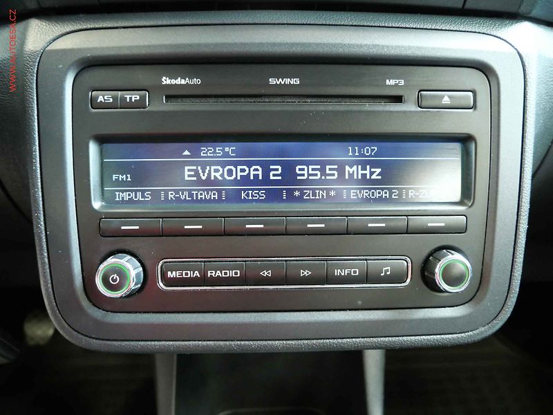 Škoda Fabia (2012) 1.6 TDi, Ambiente, park - fotka 16 z 17