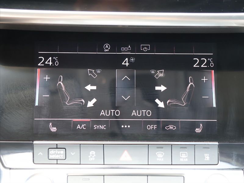 Audi A6 2.0 40TDI 150kW Aut. Sport - fotka 27 z 39