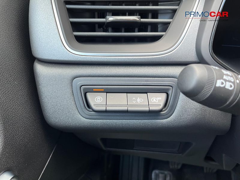 Renault Captur (2026) Techno TCe 90 - fotka 15 z 29