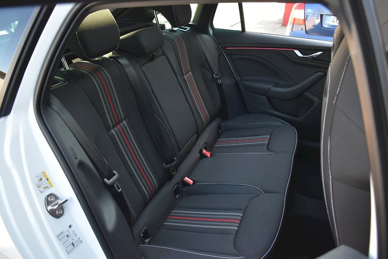 Škoda Scala (2026) Monte Carlo 1,0 TSI 85 kW 6° m - fotka 34 z 40