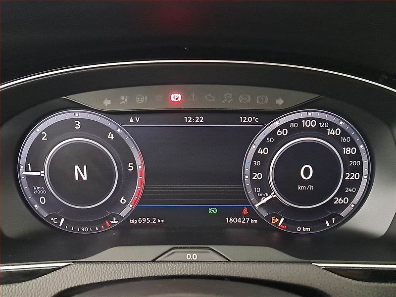 Volkswagen Passat (2016) 2.0 BiTDI, 4X4, Automat - fotka 11 z 22