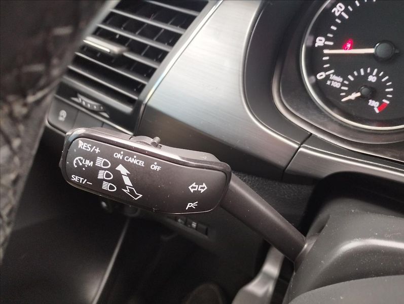 Škoda Fabia 1,2 TSi 66KW 100%KM - fotka 15 z 19