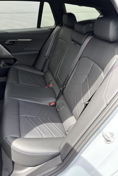 BMW Řada 5 520d xDrive Touring - fotka 9 z 10