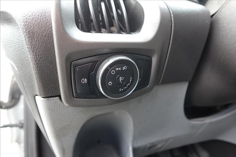 Ford Transit Custom 2,0 TDCI  L1H1 - fotka 21 z 30