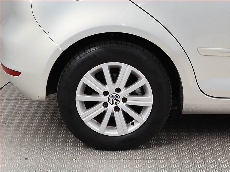 Volkswagen Golf Plus (2009) 1.4 TSI, po STK, plně pojízdný - fotka 11 z 13