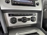 Volkswagen Passat 1,6TDI DSG*ComfortLine*ACC*Nav - náhled 22