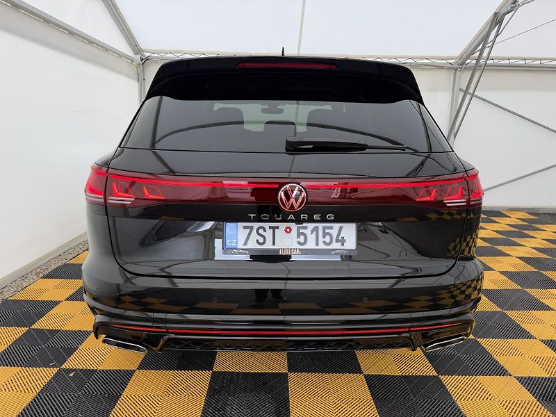 Volkswagen Touareg 3.0Tdi*1-MAJ*DPH*HUD*R-LINE* - fotka 6 z 45