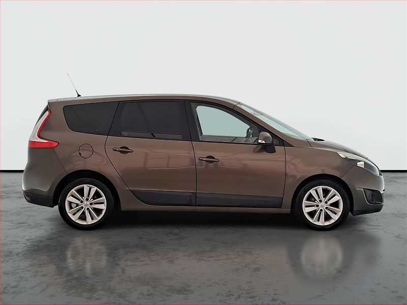 Renault Grand Scénic (2009) 1.6 16V, Park. senzory - fotka 6 z 17