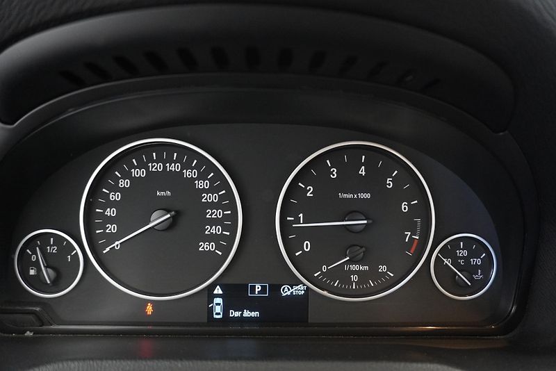 BMW X3  2,0 XDRIVE28I AUT. - fotka 21 z 29