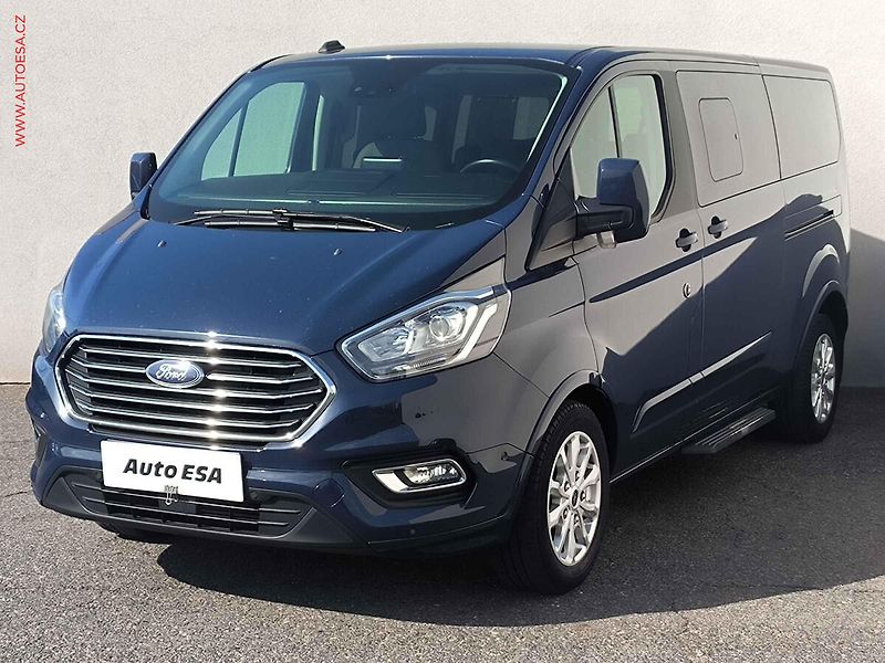 Ford Tourneo Custom (2019) 2.0TDCi L2, 136kW, navi, - fotka 3 z 28
