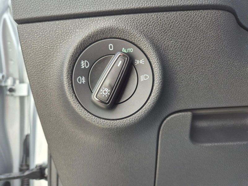 Škoda Karoq (2024) Ambition 1.5TSi 110kW 6°manuál - fotka 24 z 25