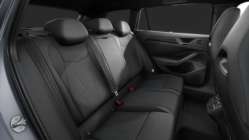 Volkswagen Passat (2025) R-LINE*2.0TDI*4M*TAŽNÉ*MAX.VÝB - fotka 12 z 13