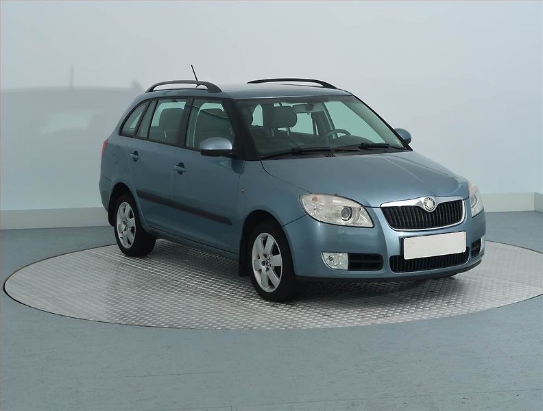 Škoda Fabia (2009) 1.4 16V, nová STK - fotografie inzerátu