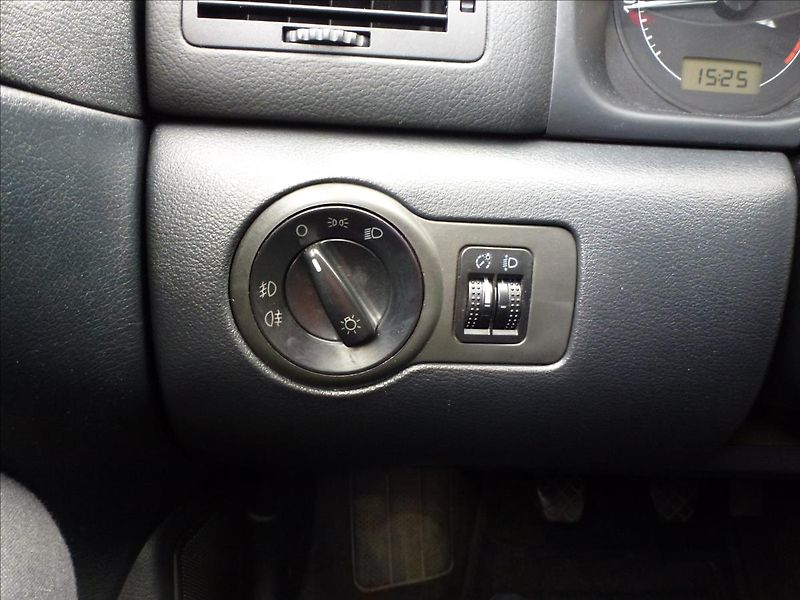 Škoda Octavia 1,9 TDI 81KW Tažné zařízení - fotka 33 z 42
