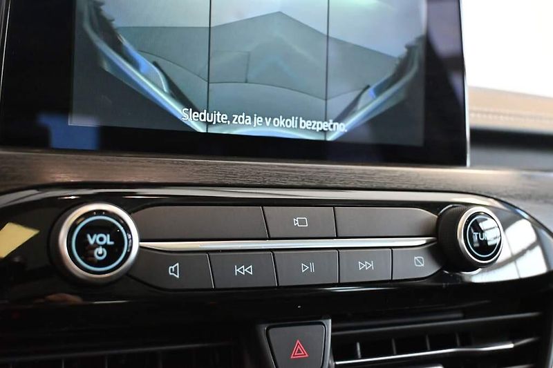 Ford Kuga (2021) 2.5 VIGNALE VIRTUAL LED ACC BO - fotka 24 z 48