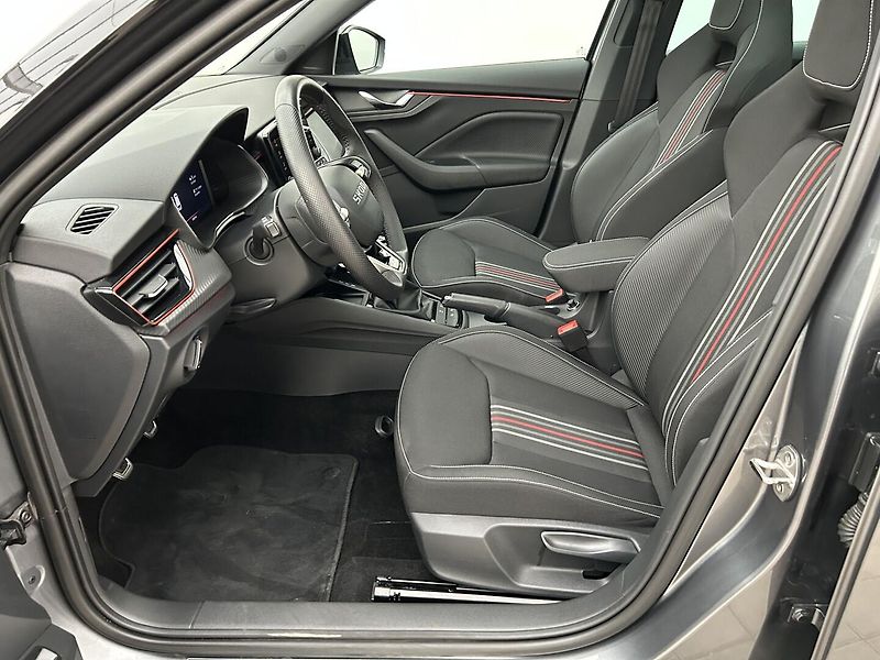Škoda Kamiq 1.0 TSI Monte Carlo - fotka 19 z 26